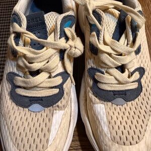 Sorrel Kinetic renegade lace sneakers size 7.5